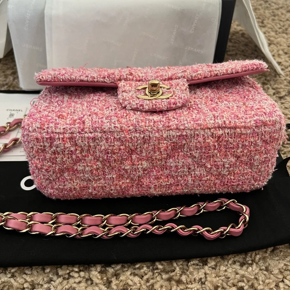 Chanel mini flap